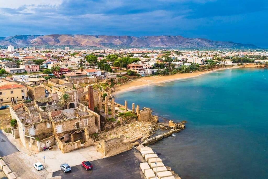 La Taverna Della Loggia Avola Dış mekan fotoğraf